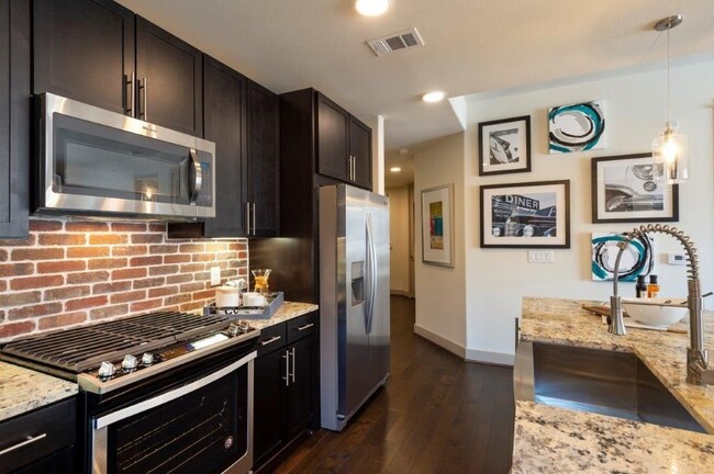 Building Photo - Lower Rates + 1 Month Free on a 2/2! Unit 14TA2 Rental