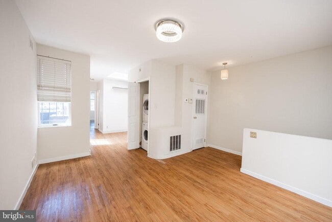 Building Photo - 1118 South St Unit A