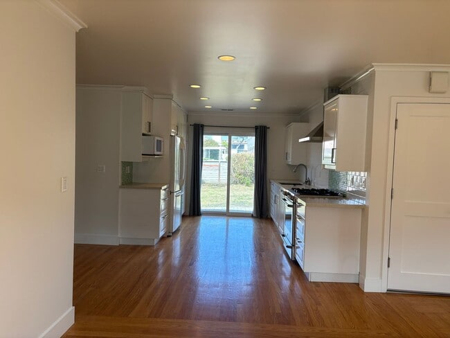 Photo - Charming 2 Bedroom Ranch Style