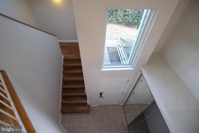 Photo - 1956 Villaridge Dr Unit 1956B