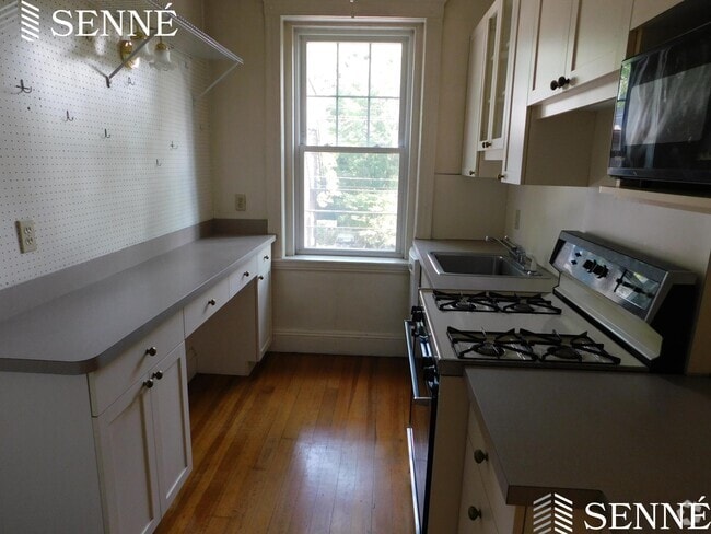 Building Photo - 19 Shepard St Unit 21 Rental