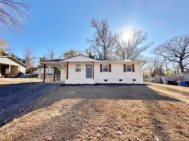 Photo - 6037 Dahlgren Ave