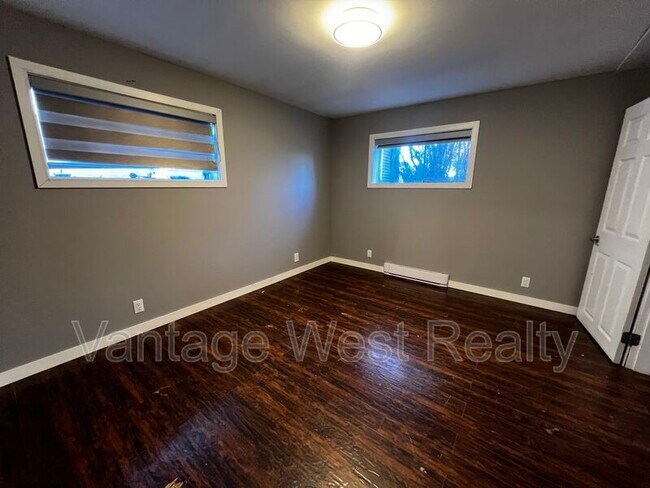 Photo - 575 Jaschinsky Rd