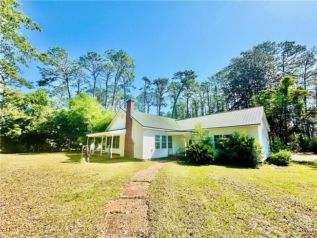 Building Photo - 1005 Seminole Trail