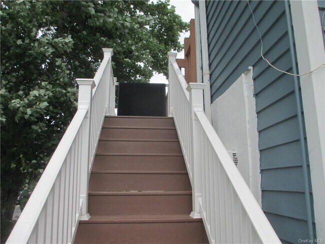 Photo - 169 S Main St Unit Top Floor