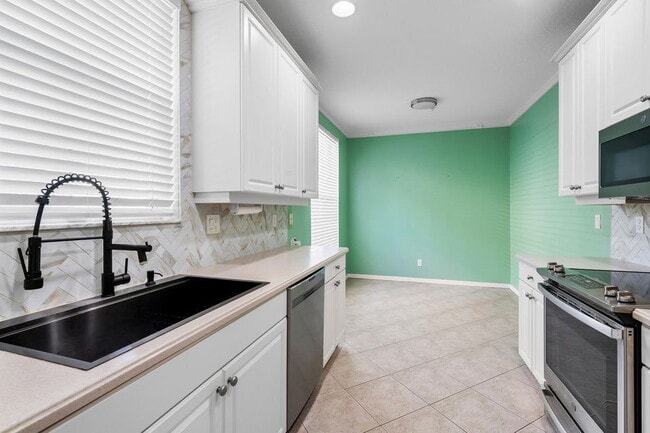 Photo - 4178 Saint Lukes Ln