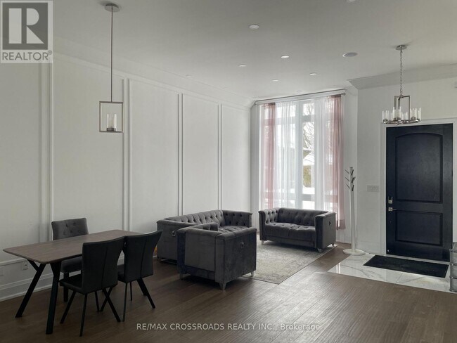 Photo - 89 Cadorna Ave