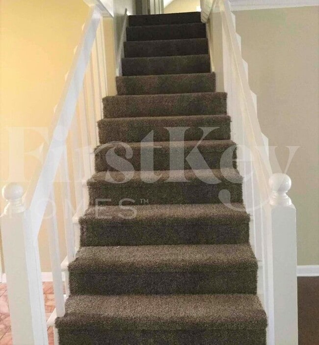 Photo - 2000 Littlemore Dr