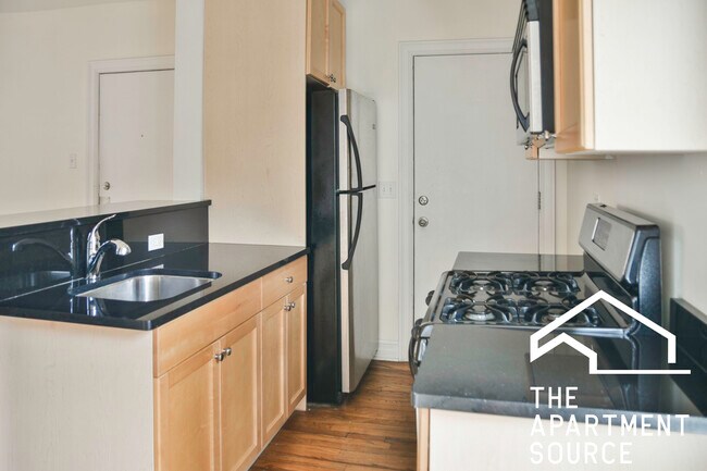 Photo - 3810 N Sheffield Ave Unit 2W