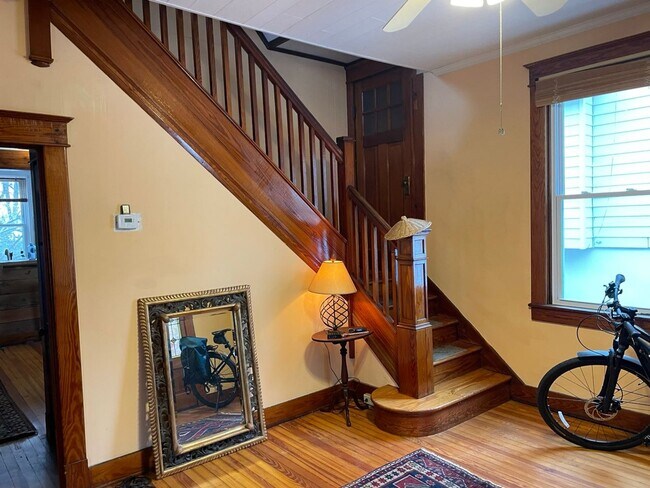 Photo - Lauraville 4-Bedroom, 2-Bathroom American Foursquare Home with Beautiful Outdoor Space