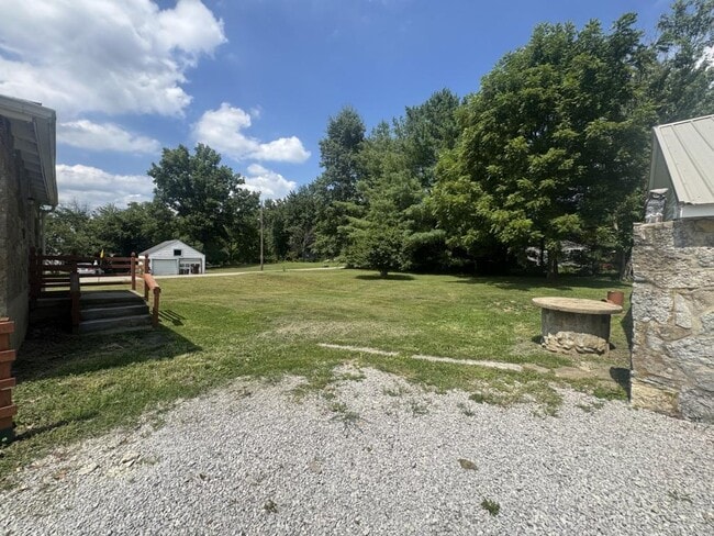 Photo - 6812 Goshen Rd