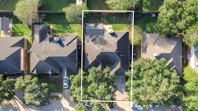 Photo - 1419 Hudgens Ave