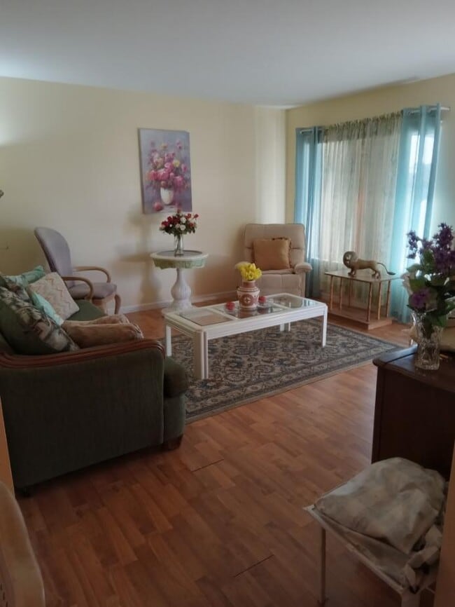 Building Photo - 8266 Trionfo Ave Unit 2