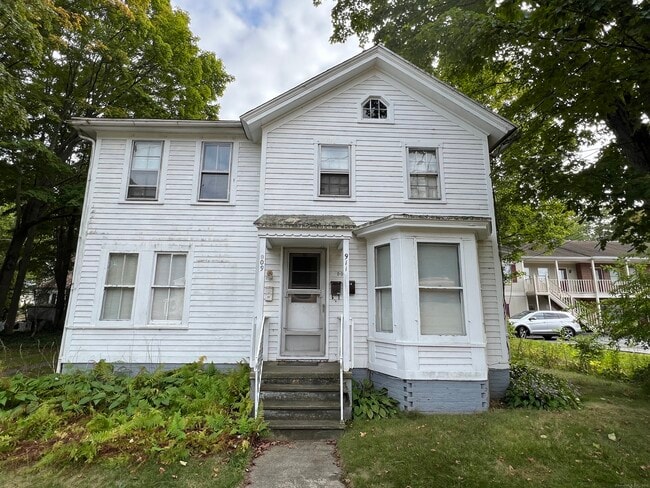 Building Photo - 909 Stratford Ave Unit 2 Rental