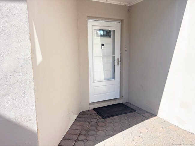 Photo - 84 Taylor Ave Unit APT 1