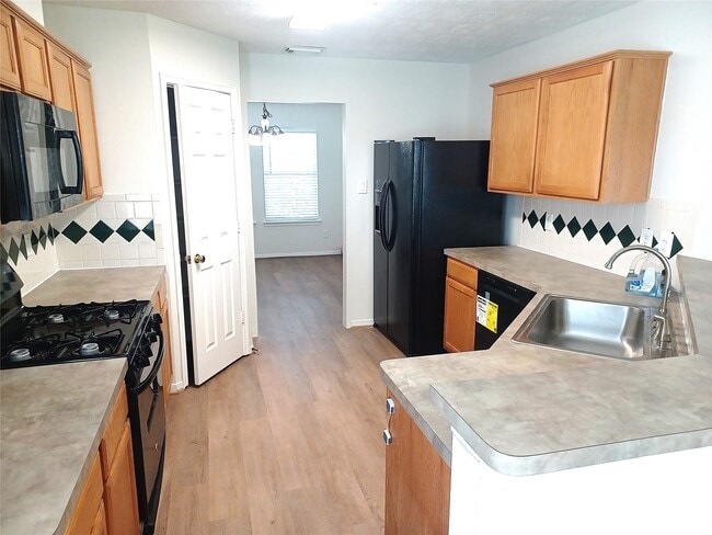 Photo - 13414 Beechglen Ln