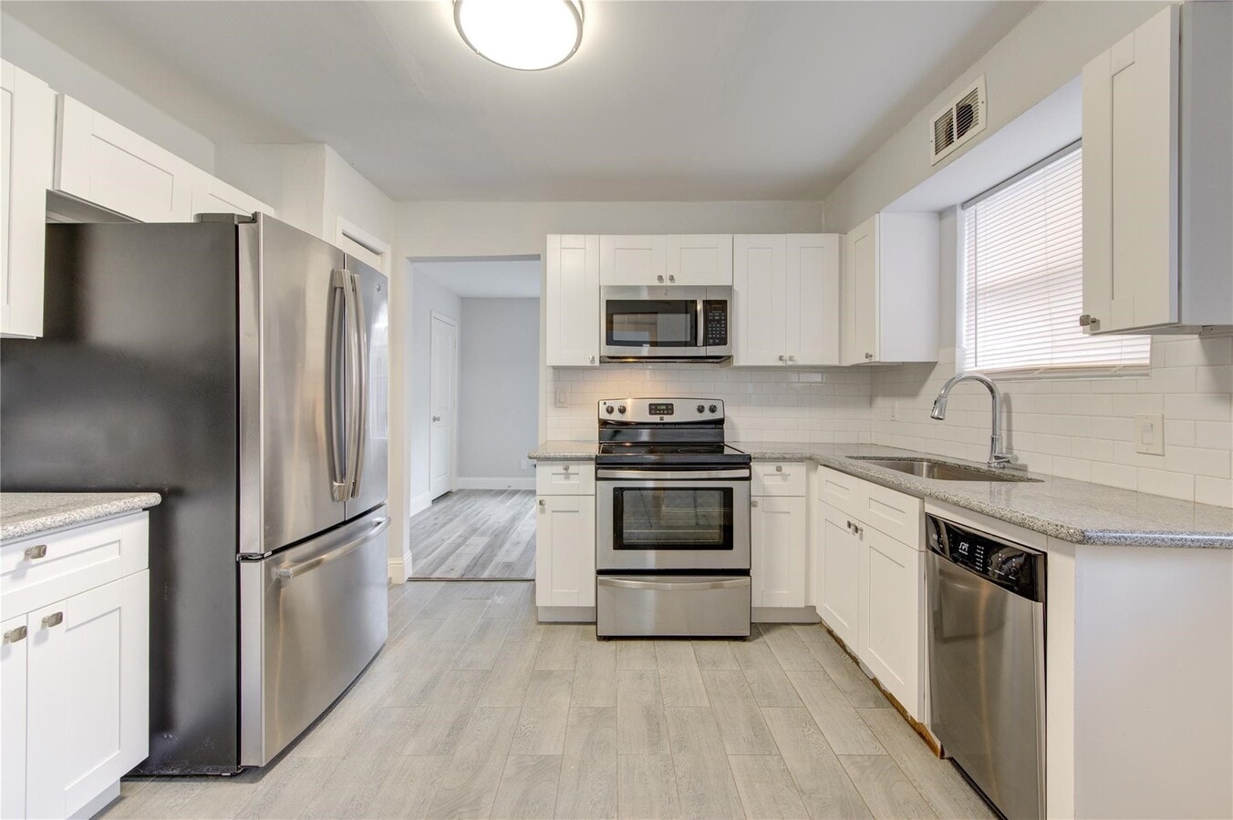 Photo - 2915 Palm St