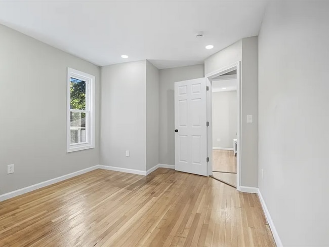 Photo - 12 Saint James Ave