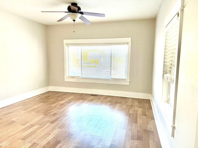 Photo - 717 Parkway Ave