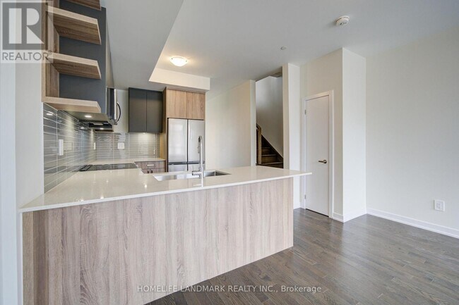 Photo - 426 Lawrence Hts Wy