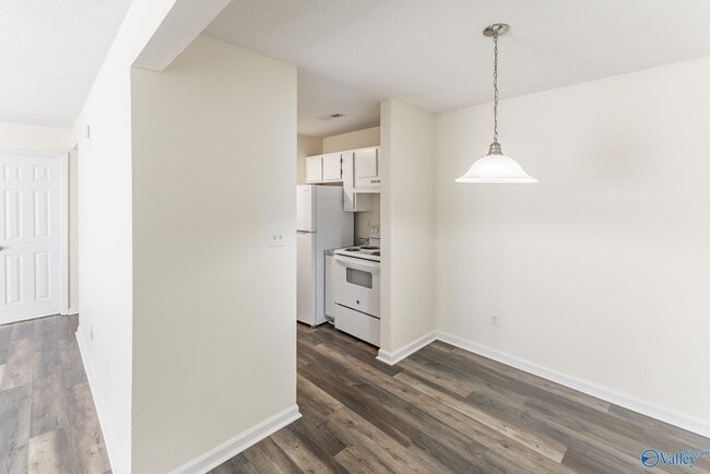 Photo - 1601 Sparkman Dr NW Unidad 204