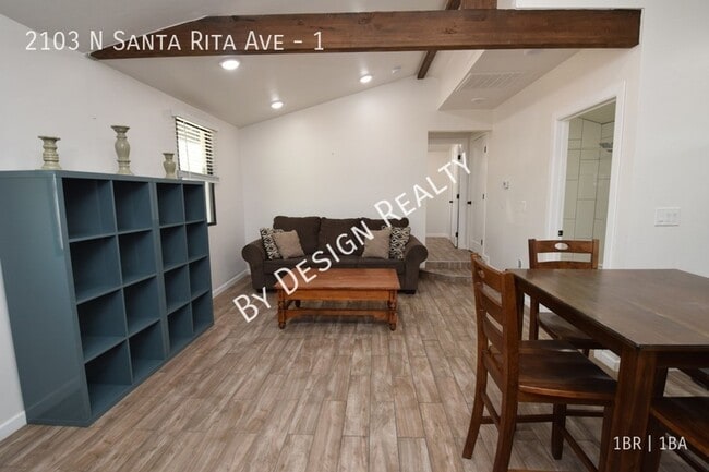 Photo - 2103 N Santa Rita Ave Unidad #1