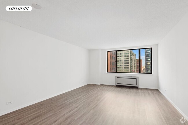 Building Photo - 30 W 61st St Rental