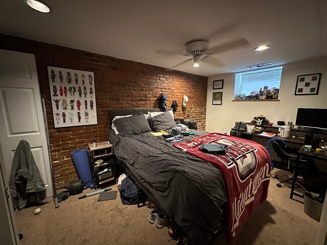 Photo - 108 Gainsborough St