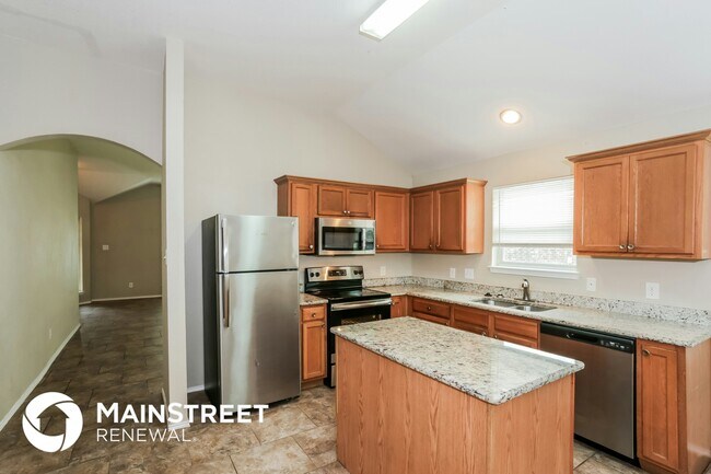 Photo - 1723 Katrina Ln