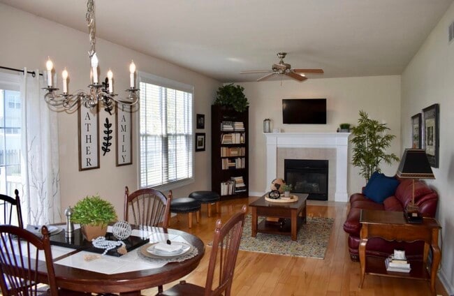 Photo - 5229 Stapleton Dr