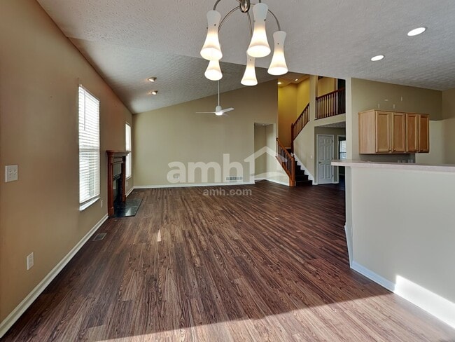 Photo - 942 Mahle Dr