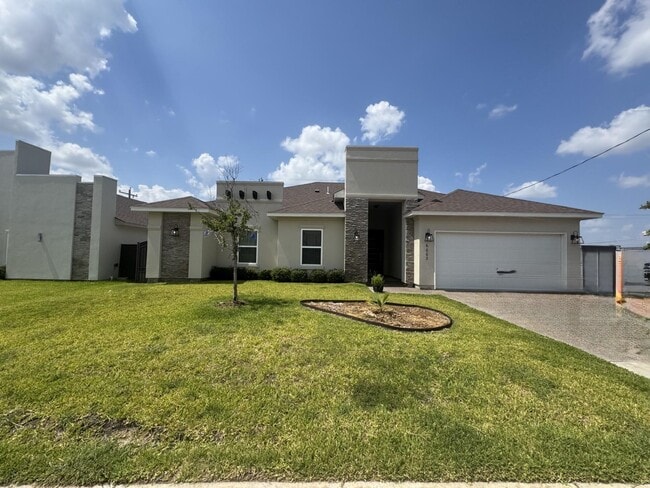 Building Photo - 6002 Amir Dr Rental