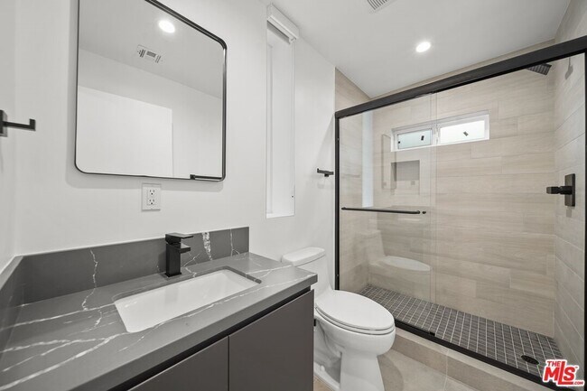 Photo - 849 Mariposa Ave Condo Unit 845 1/2