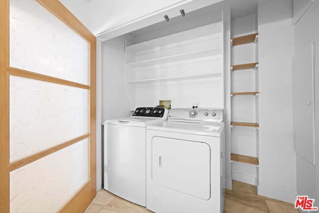 Photo - 435 Dalehurst Ave