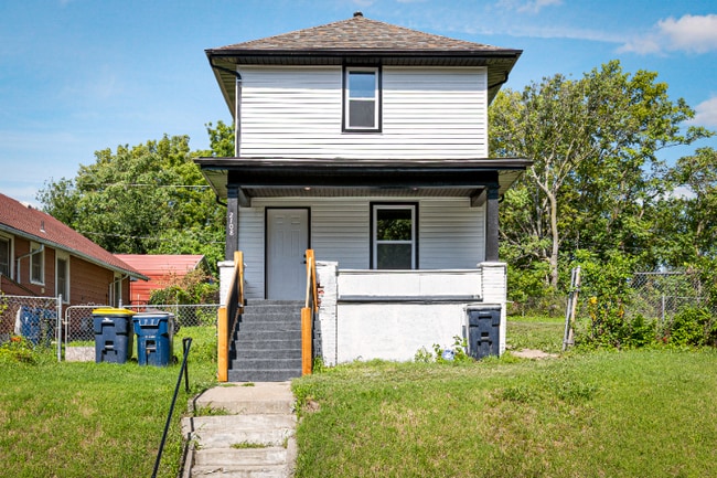 Building Photo - 2108 College Ave Rental