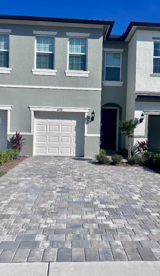 Building Photo - 6030 Praza Ln Rental