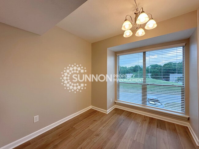 Completely Remodeled 2BR 2BA Condo