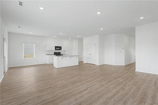 Photo - 3401 SW Endearment St