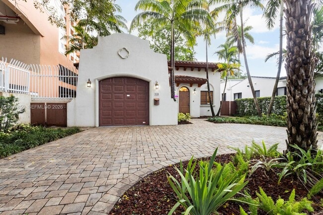 Photo - 324 SW 30th Rd