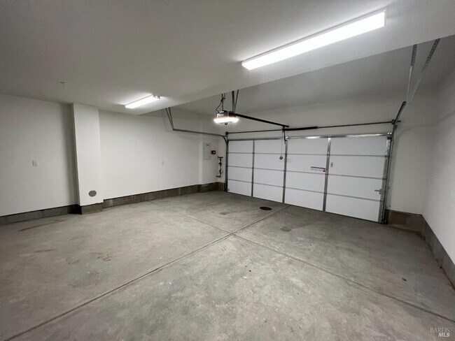 Photo - 426 Semillon Ln