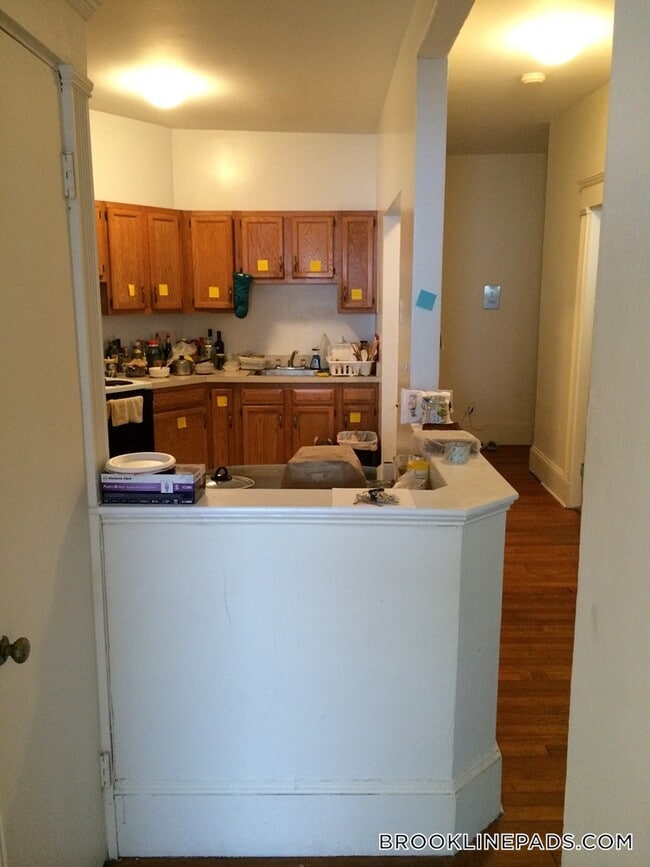 Photo - 1589 Beacon St Unidad 12