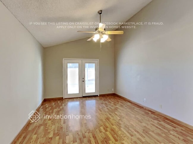 Photo - 3475 N Apache Ct