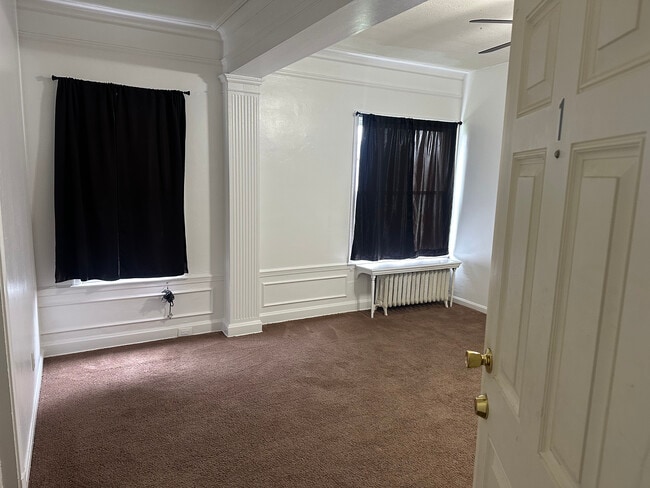 219 Park Ave
