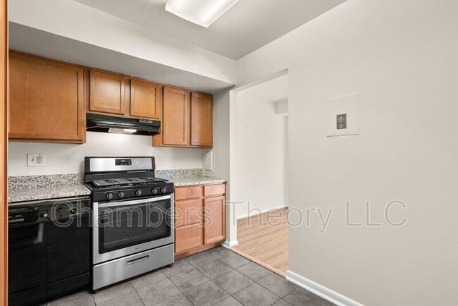 Photo - 4241 Columbia Pike Unit Apt 101