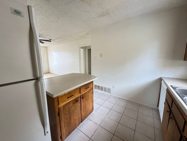 Photo - 907 N 7th St Unit Apt A