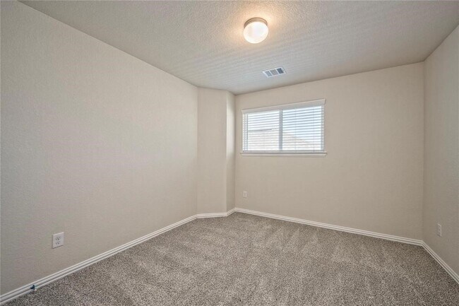 Photo - 5106 Eagle Falls Ln