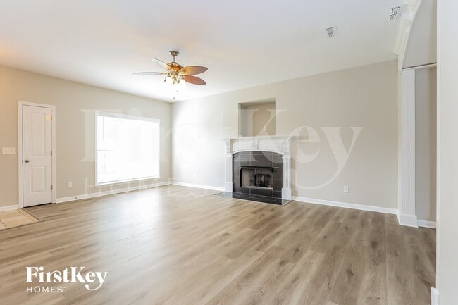 Photo - 1934 Shafer Dr
