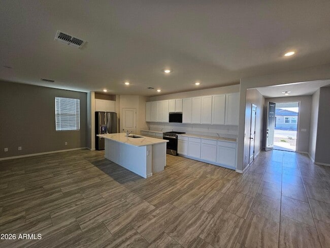 Photo - 3010 E Augusta Ave