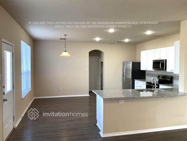 Photo - 1000 Pebblecreek Dr