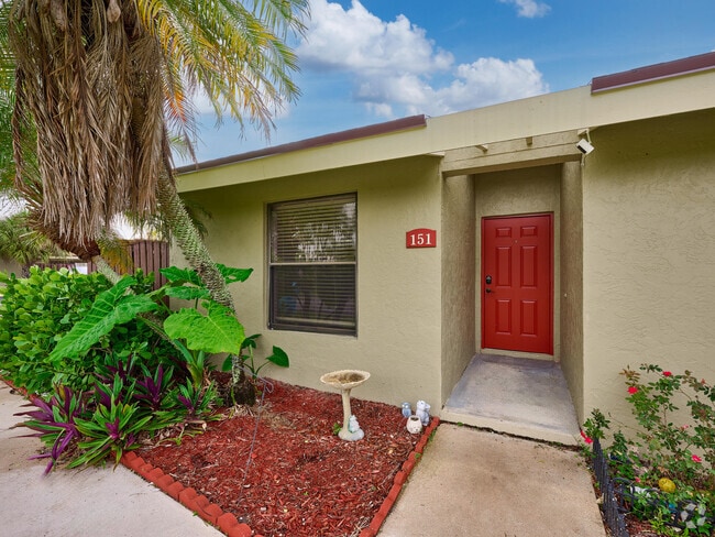 Building Photo - 151 Meadows Dr Rental